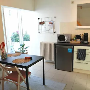  Apartment Studio With Terrace In 17th Century House